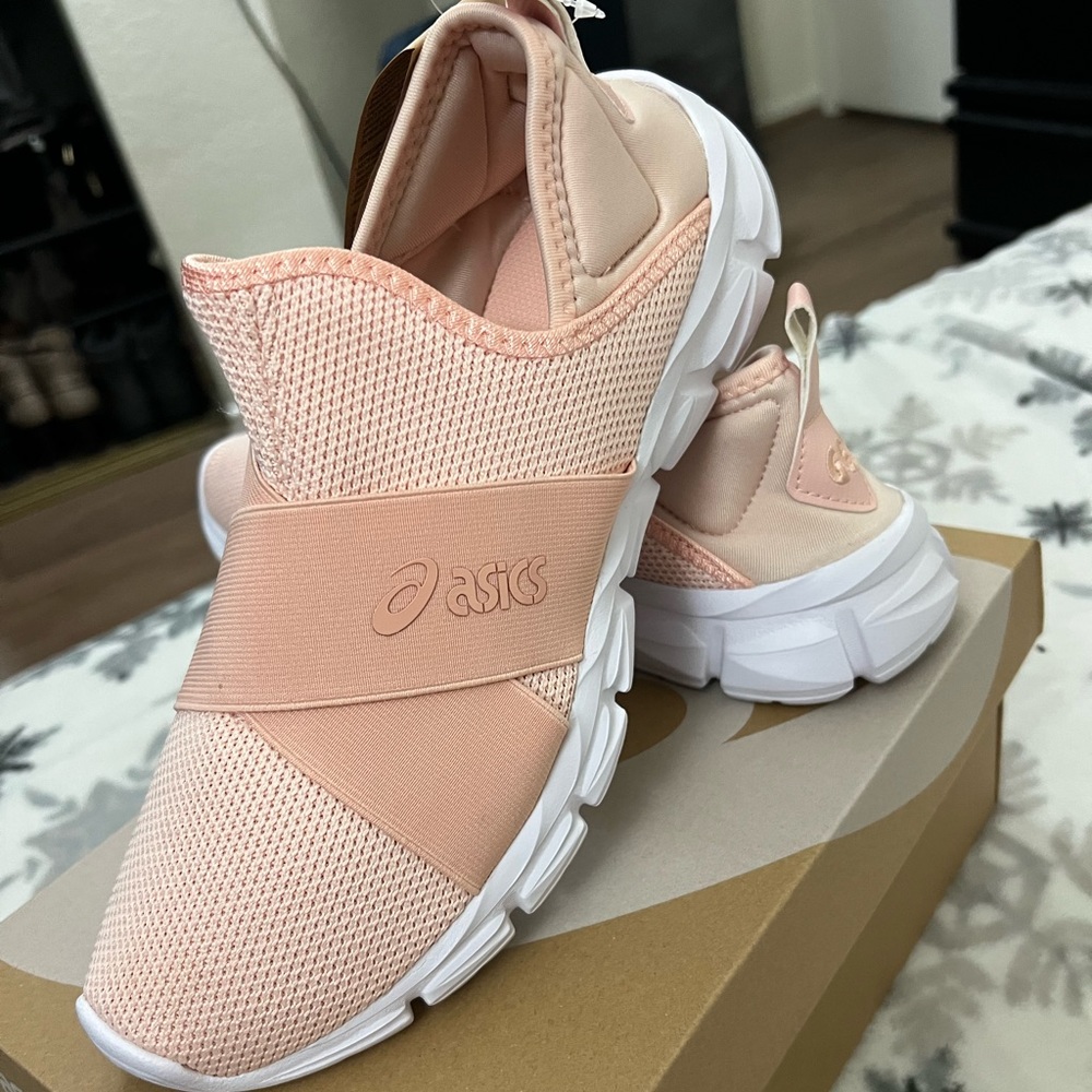 ASICS Quantum Lyte Slip-On NWT - Picture 1 of 7